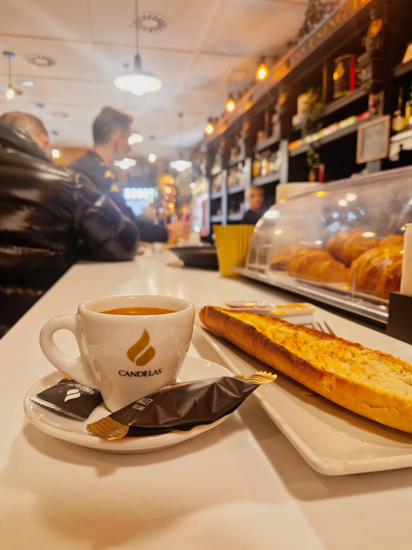 Nueva Avenida Café Bar · Fotos 6